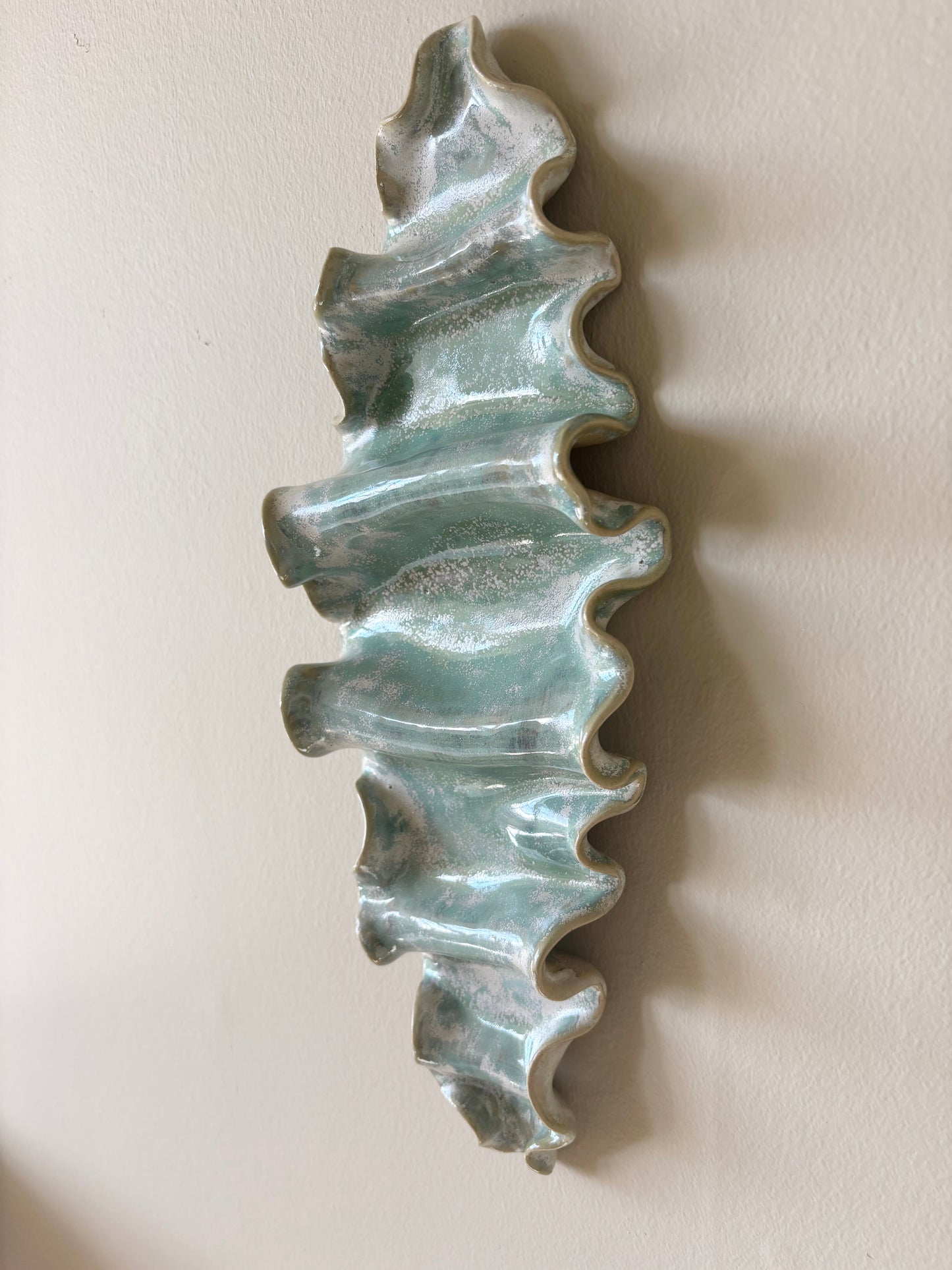 Vægophæng 002 - Alga